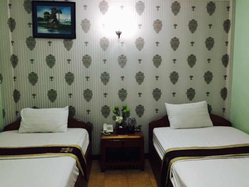 Flamingos Hotel Phnom Penh Exterior photo