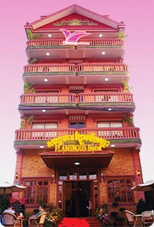 Flamingos Hotel Phnom Penh Exterior photo